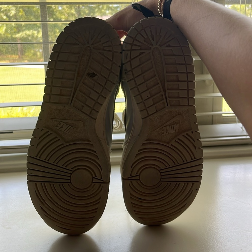 Nike Dunks - Picture 6 of 8